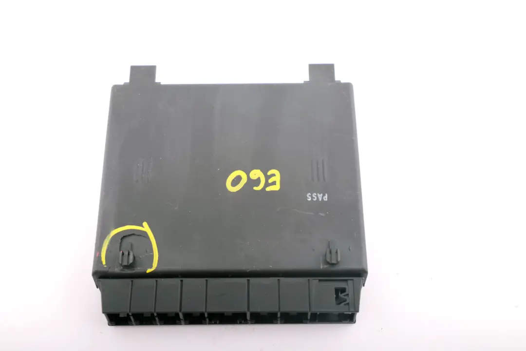 Front Seat Module Control Unit to BMW 5 Series E60 with Part number 6927271 BMW 5 Series E60 Front Seat Module Control Unit - SKU 6927271-1 - Part number 6927271