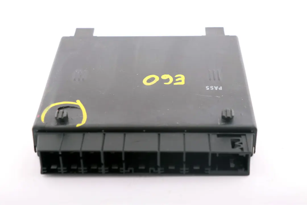 Front Seat Module Control Unit to BMW 5 Series E60 with Part number 6927271 BMW 5 Series E60 Front Seat Module Control Unit - SKU 6927271-1 - Part number 6927271