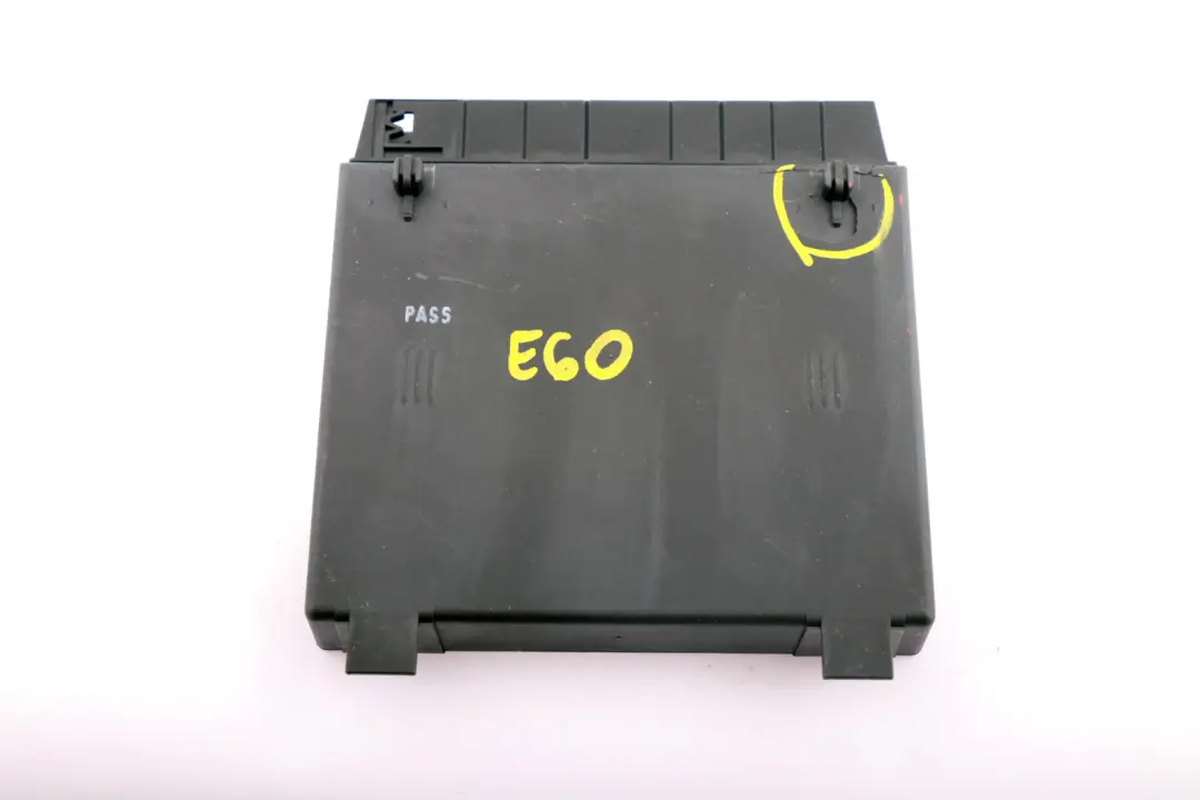 Front Seat Module Control Unit to BMW 5 Series E60 with Part number 6927271 BMW 5 Series E60 Front Seat Module Control Unit - SKU 6927271-1 - Part number 6927271