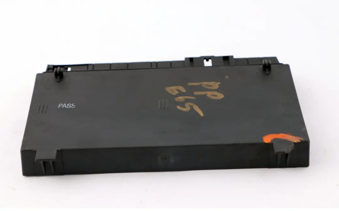 Control Module Ecu Sensor to BMW E60 E61 E65 E66 Seat with Part number 6927275 BMW E60 E61 E65 E66 Seat Control Module Ecu Sensor - SKU 6927275 - Part number 6927275