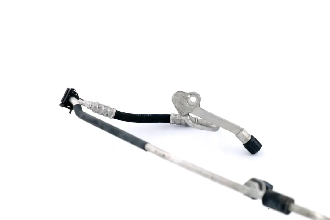 Pressure Hose Condenser Evaporator Air Con A/C Pipe to BMW 1 Series E81 E87 with Part number 6927541 BMW 1 Series E81 E87 Pressure Hose Condenser Evaporator Air Con A/C Pipe - SKU 6927541 - Part number 6927541