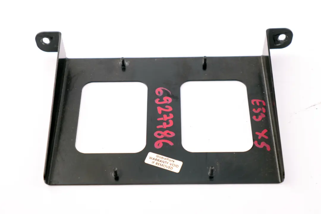 Amplifier Compensator Holder Catch Bracket to BMW X5 Series E53 with Part number 6927786 BMW X5 Series E53 Amplifier Compensator Holder Catch Bracket - SKU 6927786 - Part number 6927786