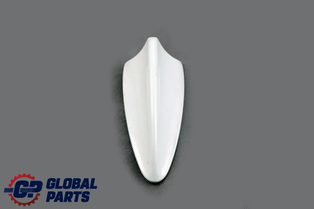 Empty Housing Exterior Cover Roof Antenna Shark Alpinweiss 3 to BMW 7 Series E65 with Part number 6927820 BMW 7 Series E65 Empty Housing Exterior Cover Roof Antenna Shark Alpinweiss 3 - SKU 6927820-AW - Part number 6927820