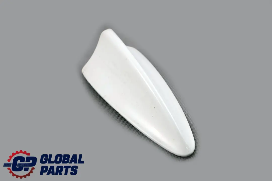 Leergehäuse Gehäuse Dachantenne Antenne Alpinweiss 3 für BMW 7 er E65 E66 E67 mit Teilenummer 6927820 BMW 7 er E65 E66 E67 Leergehäuse Gehäuse Dachantenne Antenne Alpinweiss 3 - SKU 6927820-AW - Teilenummer 6927820