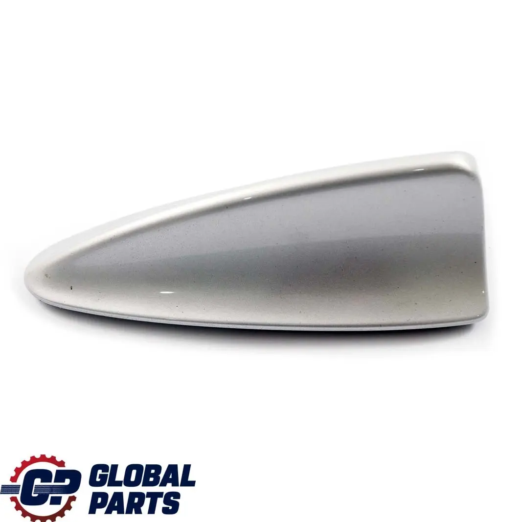 Vuoto Alloggiamento Esterna Tetto Antenna Titansilber Argento per BMW E65 con numero di parte 6927820 BMW E65 Vuoto Alloggiamento Esterna Tetto Antenna Titansilber Argento - SKU 6927820-TS - Numero di parte 6927820