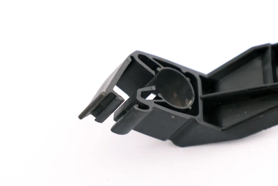 BMW 1 3 Series E81 E87 E90 E91 Bracket Suction Pipe Airconditioner - SKU 6927848 - Part number 6927848