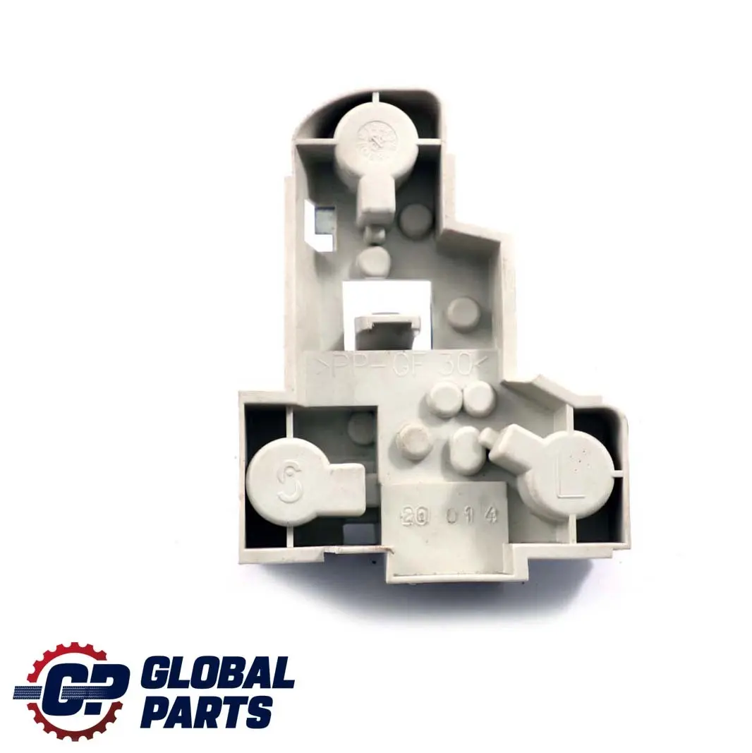 Bombilla Izquierda Portador Blanco Tapa Intermitente para BMW E46 Touring con número de pieza 6928381 BMW E46 Touring Bombilla Izquierda Portador Blanco Tapa Intermitente - SKU 6928381 - Número de pieza 6928381