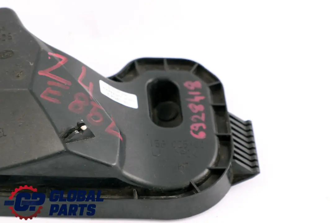 Abdeckkappe Scheinwerfer Links für BMW Z4 er E85 E86 mit Teilenummer 6928413 BMW Z4 er E85 E86 Abdeckkappe Scheinwerfer Links - SKU 6928413 - Teilenummer 6928413