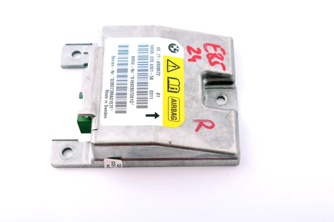 Sensore Airbag montante B destro per BMW Z4 E85 Roadster Cabrio con numero di parte 6928572 BMW Z4 E85 Roadster Cabrio Sensore Airbag montante B destro - SKU 6928572 - Numero di parte 6928572