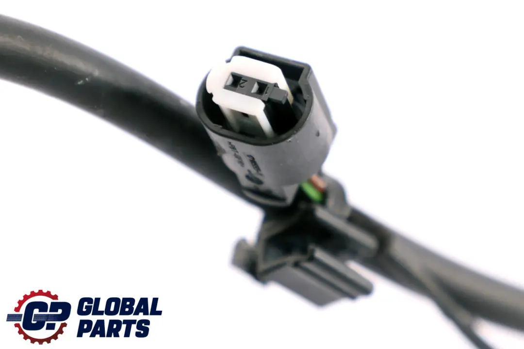 Condotta Ugello di Iniezione Riscaldato SX per BMW E90 E91 con numero di parte 6928635 BMW E90 E91 Condotta Ugello di Iniezione Riscaldato SX - SKU 6928635 - Numero di parte 6928635