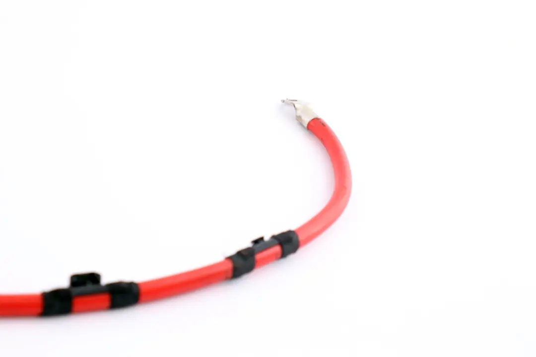 Positive Battery Cable Plus Pole Lead to BMW E63 E64 with Part number 6928990 BMW E63 E64 Positive Battery Cable Plus Pole Lead - SKU 6928990 - Part number 6928990
