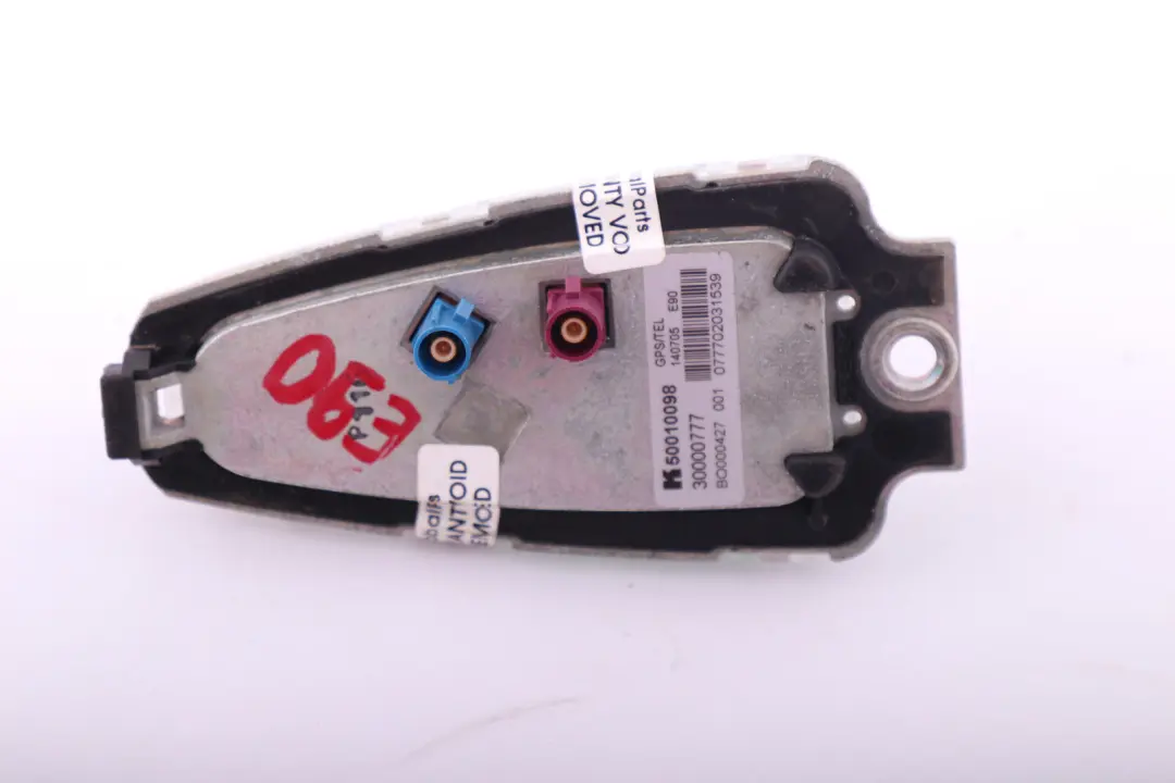 BMW E82 E90 E92 Antenne de Toit Aerien Aileron de Requin GPS Radio Tel - SKU 6929345 - Numéro de pièce 6929345