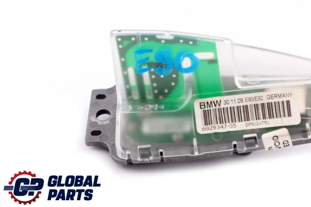 Antena Dachowa Płetwa Rekina do BMW E82 E90 E92 o numerze 6929347 BMW E82 E90 E92 Antena Dachowa Płetwa Rekina - SKU 6929347 - Numer Części 6929347