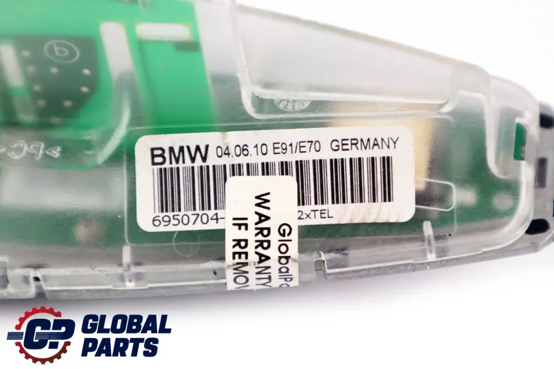 Antenne de Toit Haifischflosseantenne 6950704 pour BMW E82 E90 E92 à propos du numéro de pièce 6929347 BMW E82 E90 E92 Antenne de Toit Haifischflosseantenne 6950704 - SKU 6929347 - Numéro de pièce 6929347