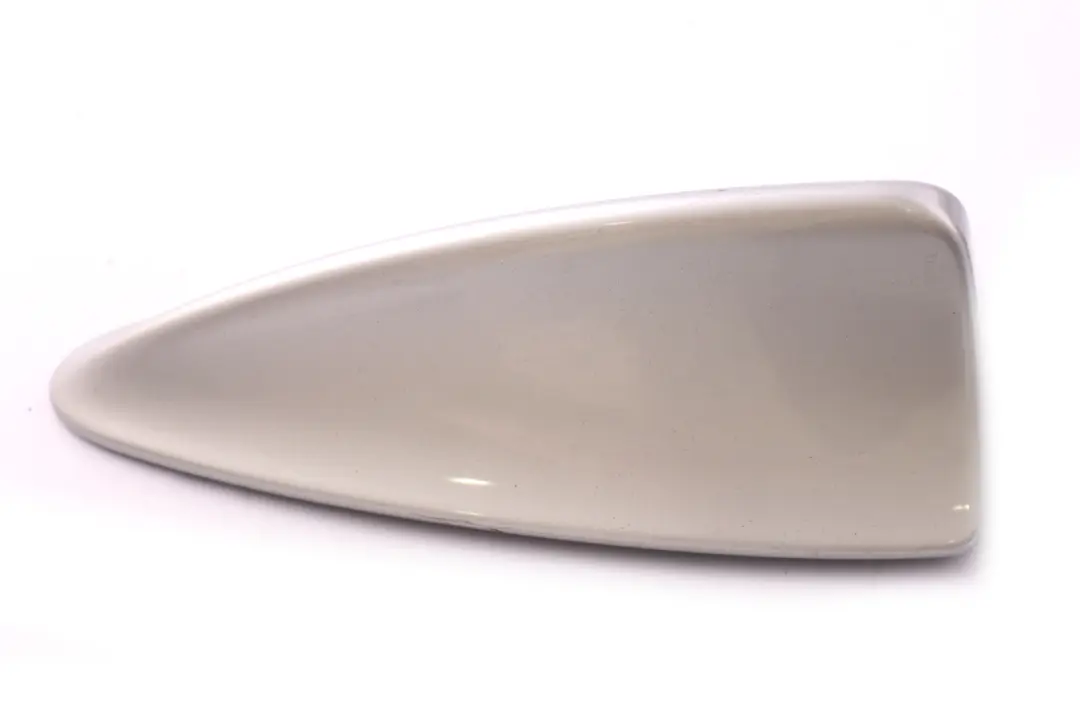 Empty Housing Exterior Cover Roof Antenna Shark Titansilber to BMW 5 Series E61 with Part number 6929373 BMW 5 Series E61 Empty Housing Exterior Cover Roof Antenna Shark Titansilber - SKU 6929373-TS - Part number 6929373