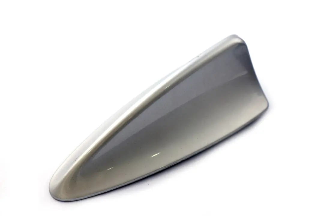 Leergehäuse Gehäuse Dachantenne Antenne Titansilber für BMW 5 er E61 mit Teilenummer 6929373 BMW 5 er E61 Leergehäuse Gehäuse Dachantenne Antenne Titansilber - SKU 6929373-TS - Teilenummer 6929373