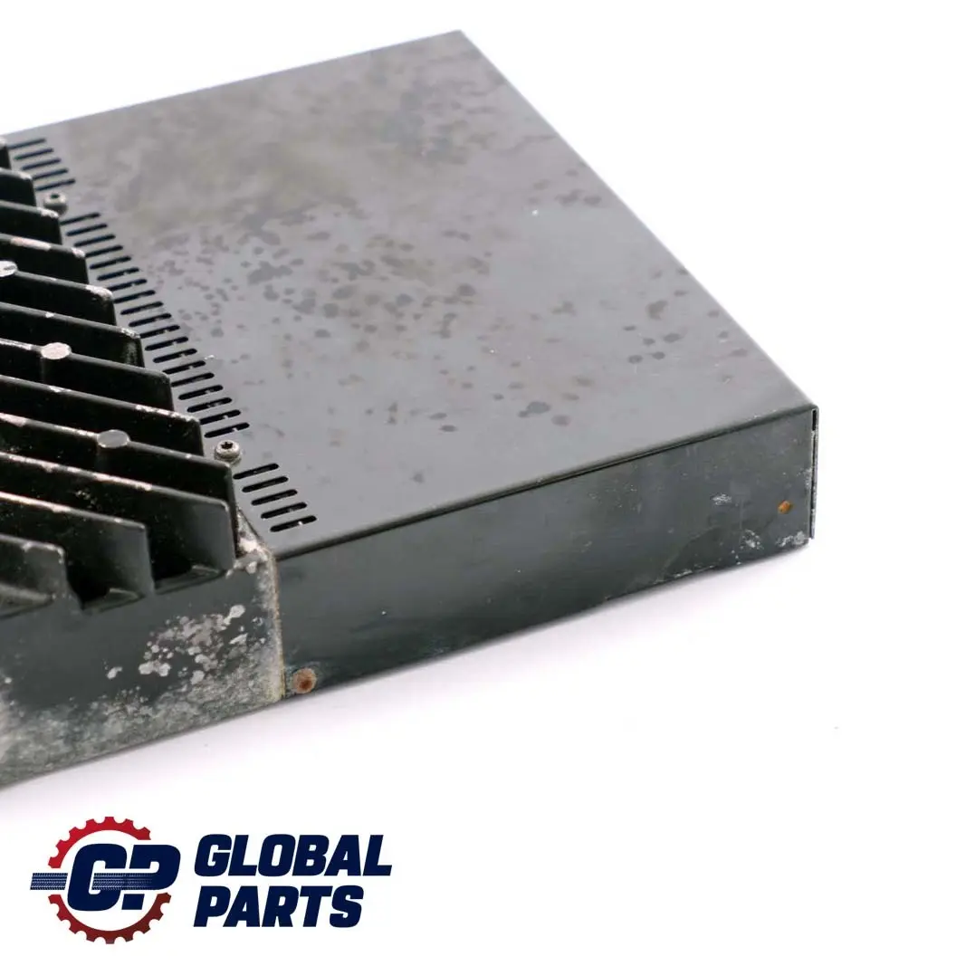 Sistema Hifi Amplificatore Sistema di altoparlanti per BMW Z4 Serie E85 con numero di parte 6929689 BMW Z4 Serie E85 Sistema Hifi Amplificatore Sistema di altoparlanti - SKU 6929689 - Numero di parte 6929689