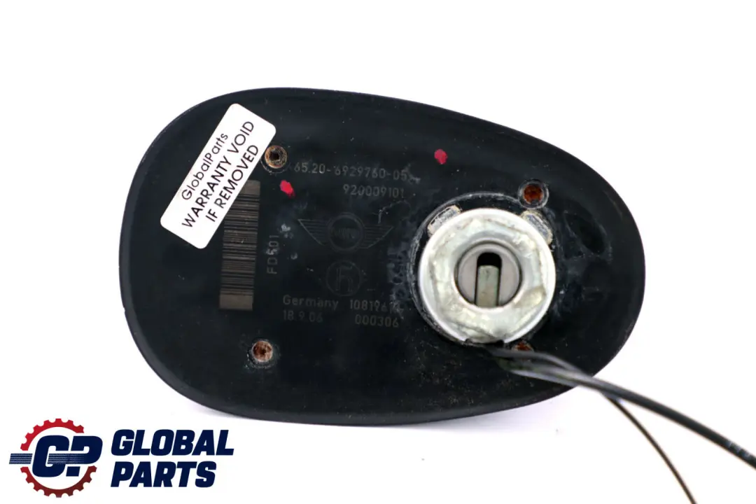 Antennenfuss für Mini Cooper R52 Cabrio mit Teilenummer 6929760 Mini Cooper R52 Cabrio Antennenfuss - SKU 6929760 - Teilenummer 6929760