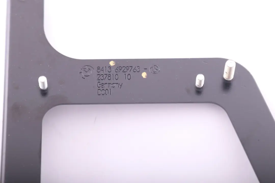 Amplifier Compensator Holder Catch Bracket to BMW 6 Series E63 E64 with Part number 6929763 BMW 6 Series E63 E64 Amplifier Compensator Holder Catch Bracket - SKU 6929763 - Part number 6929763