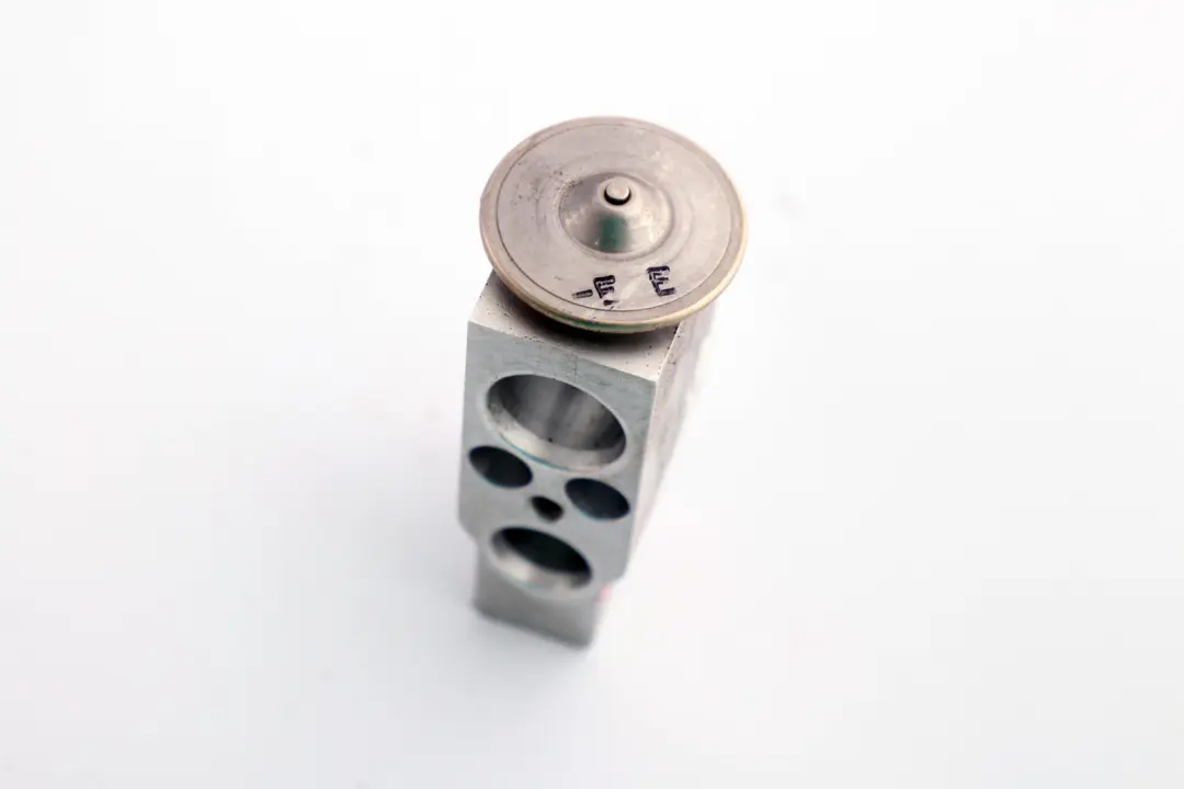 BMW Serie Z4 E85 E86 Aire Acondicionado Evaporador Valvula De Expansion - SKU 6929991 - Número de pieza 6929991