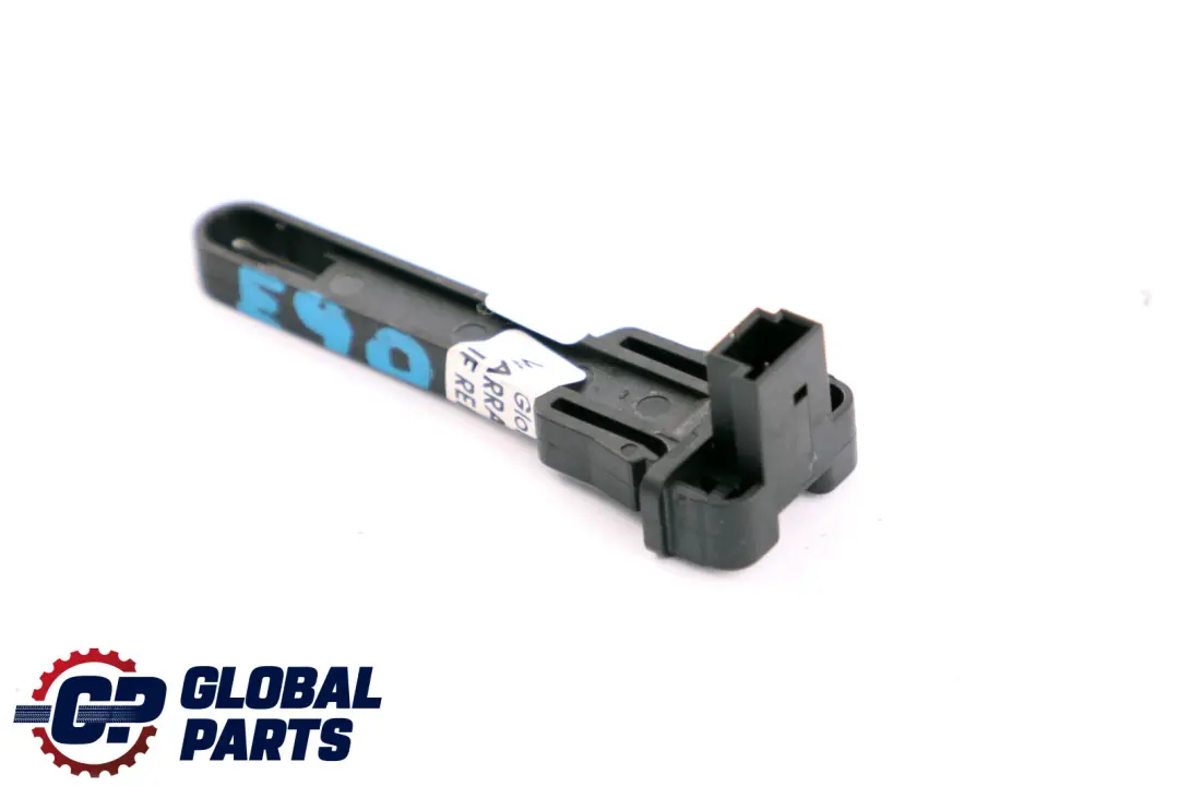 Czujnik Temperatury Nagrzewnicy do BMW E83 X3 E87 E90 o numerze 6930015 BMW E83 X3 E87 E90 Czujnik Temperatury Nagrzewnicy - SKU 6930015 - Numer Części 6930015