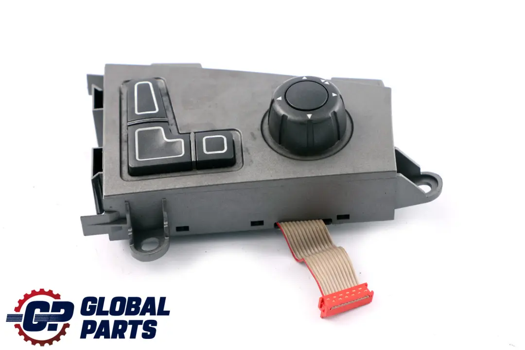 Interruptor Memoria Calefaccion Asiento Derecho para BMW E65 E66 con número de pieza 6930026 BMW E65 E66 Interruptor Memoria Calefaccion Asiento Derecho - SKU 6930026 - Número de pieza 6930026