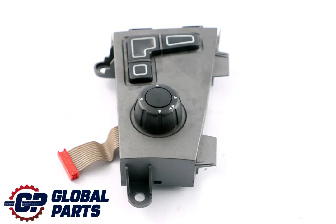 Interruttore Regolazione Sedile Anteriore Destro per BMW E65 E66 con numero di parte 6930026 BMW E65 E66 Interruttore Regolazione Sedile Anteriore Destro - SKU 6930026 - Numero di parte 6930026