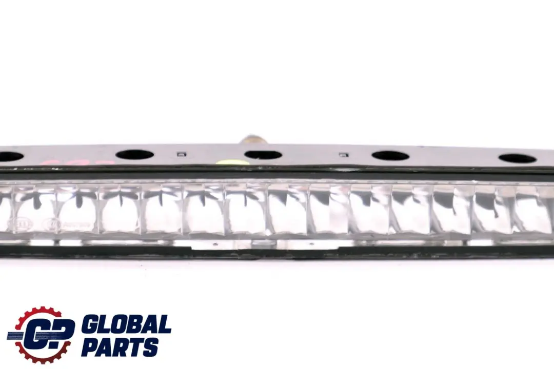 Troisième Feu Stop Pour Roadster Blanc pour BMW E85 à propos du numéro de pièce 6930246 BMW E85 Troisième Feu Stop Pour Roadster Blanc - SKU 6930246 - Numéro de pièce 6930246