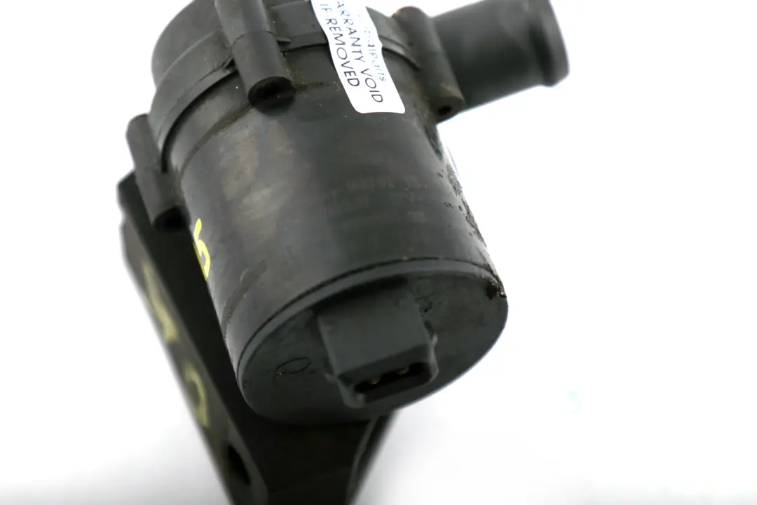 Additional Water Pump to BMW 5 6 E60 E61N M5 E63 E64 M6 with Part number 6930550 BMW 5 6 E60 E61N M5 E63 E64 M6 Additional Water Pump - SKU 6930550 - Part number 6930550