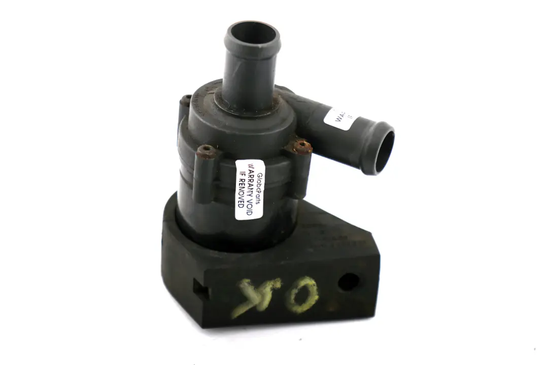 Zusatzwasserpumpe für BMW 5 6 E60 E61N M5 E63 E64 M6 mit Teilenummer 6930550 BMW 5 6 E60 E61N M5 E63 E64 M6 Zusatzwasserpumpe - SKU 6930550 - Teilenummer 6930550