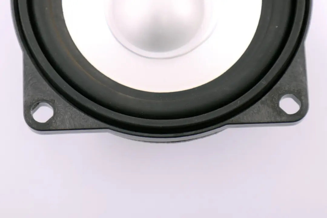 Haut Parleur Milieu De Gamme TOP-HIFI LOGIC7 L7 pour BMW E87 E90 E91 E92 à propos du numéro de pièce 6930903 BMW E87 E90 E91 E92 Haut Parleur Milieu De Gamme TOP-HIFI LOGIC7 L7 - SKU 6930903 - Numéro de pièce 6930903