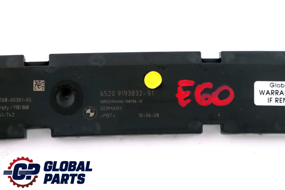 Amplificador De Antena Diversidad 9193832 4220653 6988062 para BMW E60 con número de pieza 6931718 BMW E60 Amplificador De Antena Diversidad 9193832 4220653 6988062 - SKU 6931718 - Número de pieza 6931718