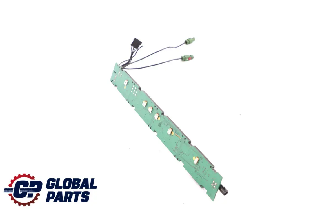 BMW 5 er E60 LCI Antennenverstärker Diversity TV Funktion 868 MHZ 6988058 - SKU 6931721 - Teilenummer 6931721
