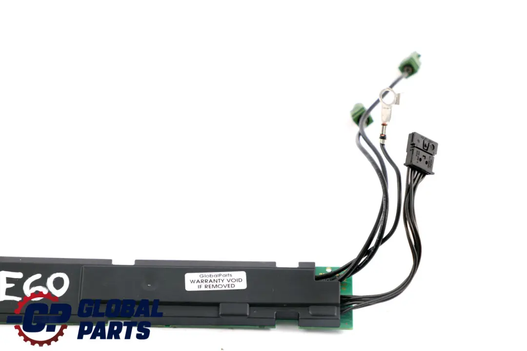 Diversity Antenna Amplifier TV 868 MHz 6988058 to BMW 5 Series E60 with Part number 6931721 BMW 5 Series E60 Diversity Antenna Amplifier TV 868 MHz 6988058 - SKU 6931721 - Part number 6931721