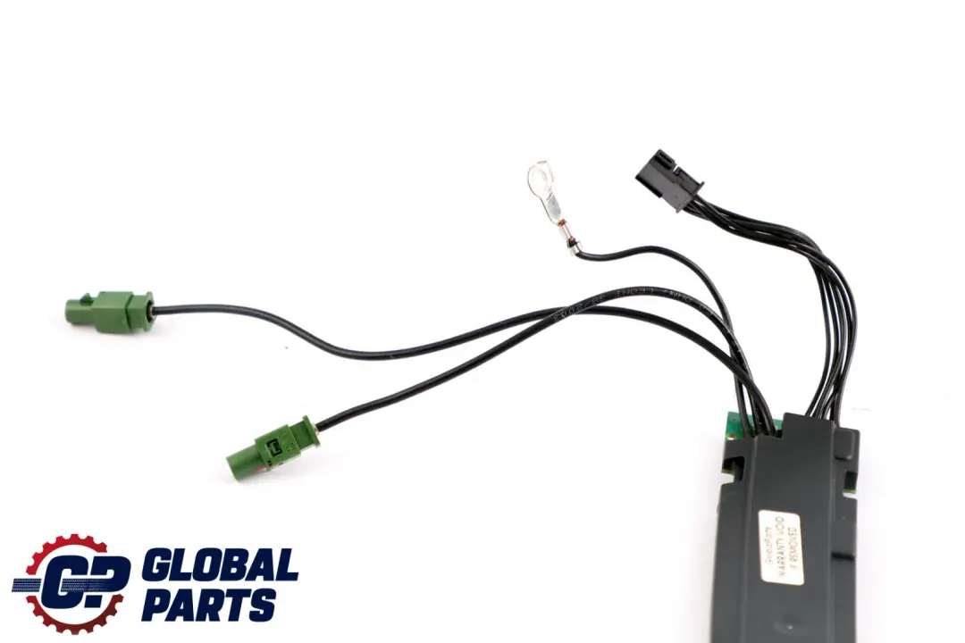 Diversity Antenna Amplifier TV 868 MHz 6988058 to BMW 5 Series E60 with Part number 6931721 BMW 5 Series E60 Diversity Antenna Amplifier TV 868 MHz 6988058 - SKU 6931721 - Part number 6931721