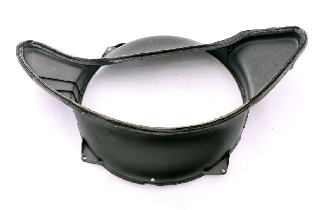 Cubierta Guía De Sonido Altavoz Derecho O/S para BMW E64 con número de pieza 6932004 BMW E64 Cubierta Guía De Sonido Altavoz Derecho O/S - SKU 6932004 - Número de pieza 6932004