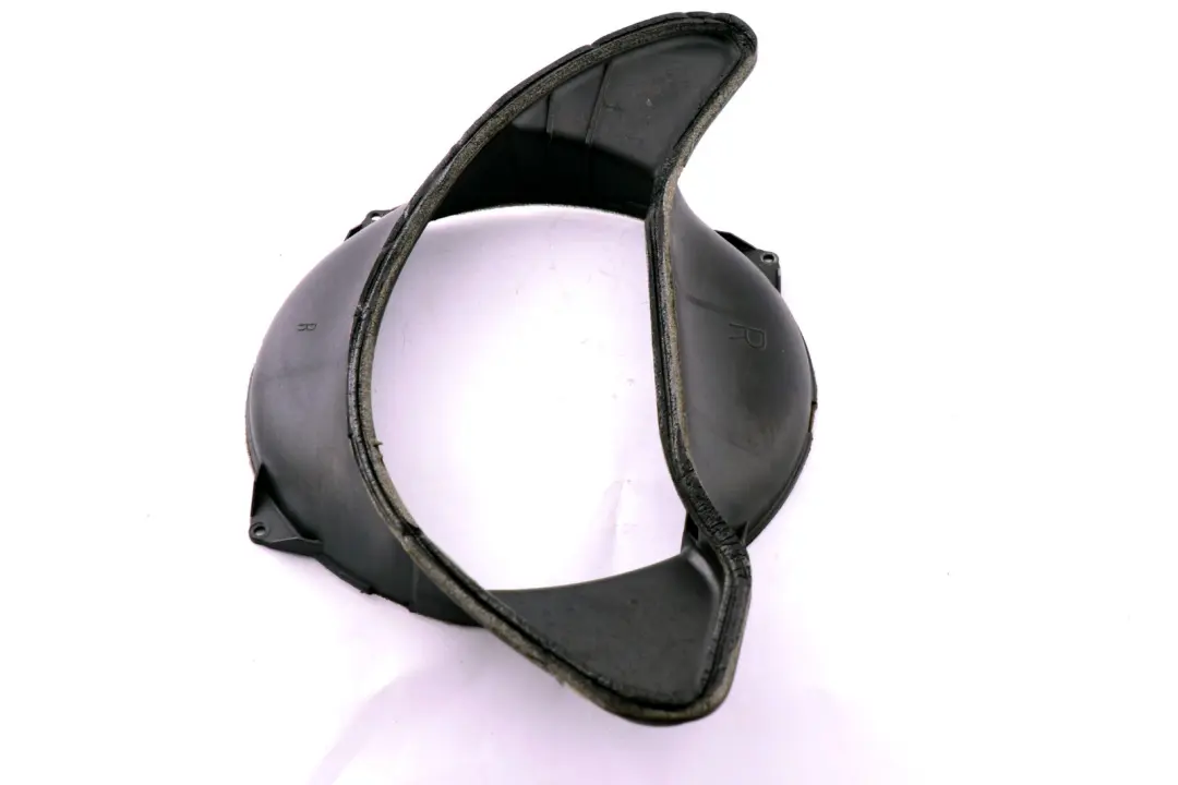 Cubierta Guía De Sonido Altavoz Derecho O/S para BMW E64 con número de pieza 6932004 BMW E64 Cubierta Guía De Sonido Altavoz Derecho O/S - SKU 6932004 - Número de pieza 6932004