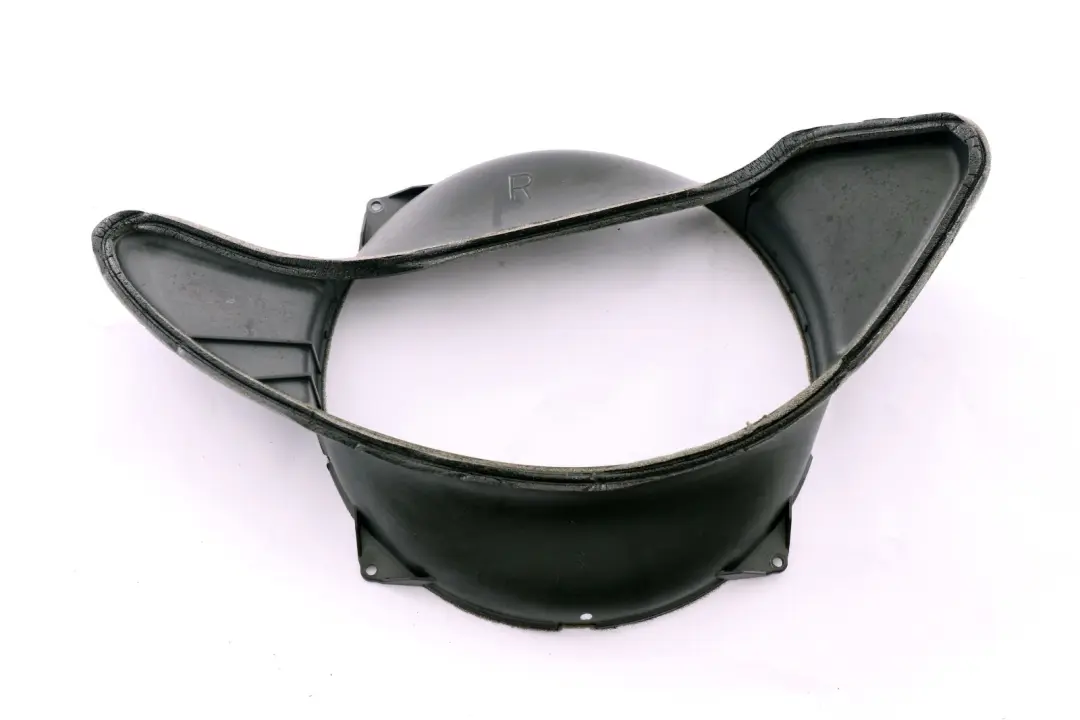 Cubierta Guía De Sonido Altavoz Derecho O/S para BMW E64 con número de pieza 6932004 BMW E64 Cubierta Guía De Sonido Altavoz Derecho O/S - SKU 6932004 - Número de pieza 6932004