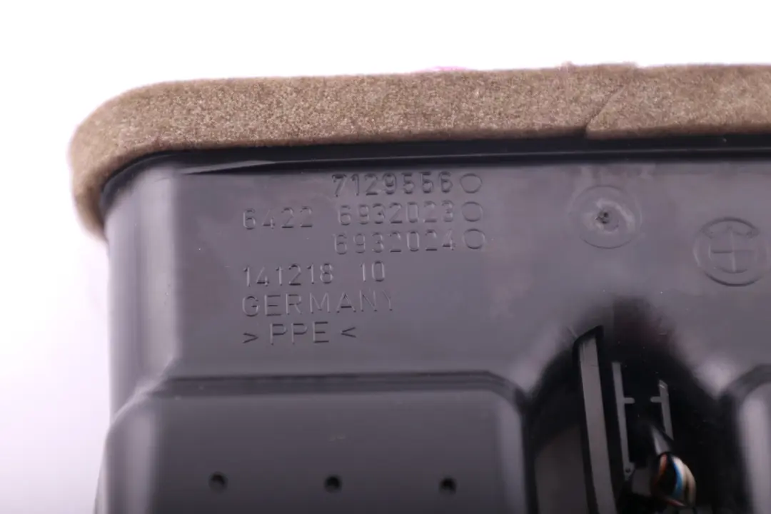 Console Centrale Frais Gril Espace Arriere Noir pour BMW Serie E92 E93 à propos du numéro de pièce 6932023 BMW Serie E92 E93 Console Centrale Frais Gril Espace Arriere Noir - SKU 6932023 - Numéro de pièce 6932023