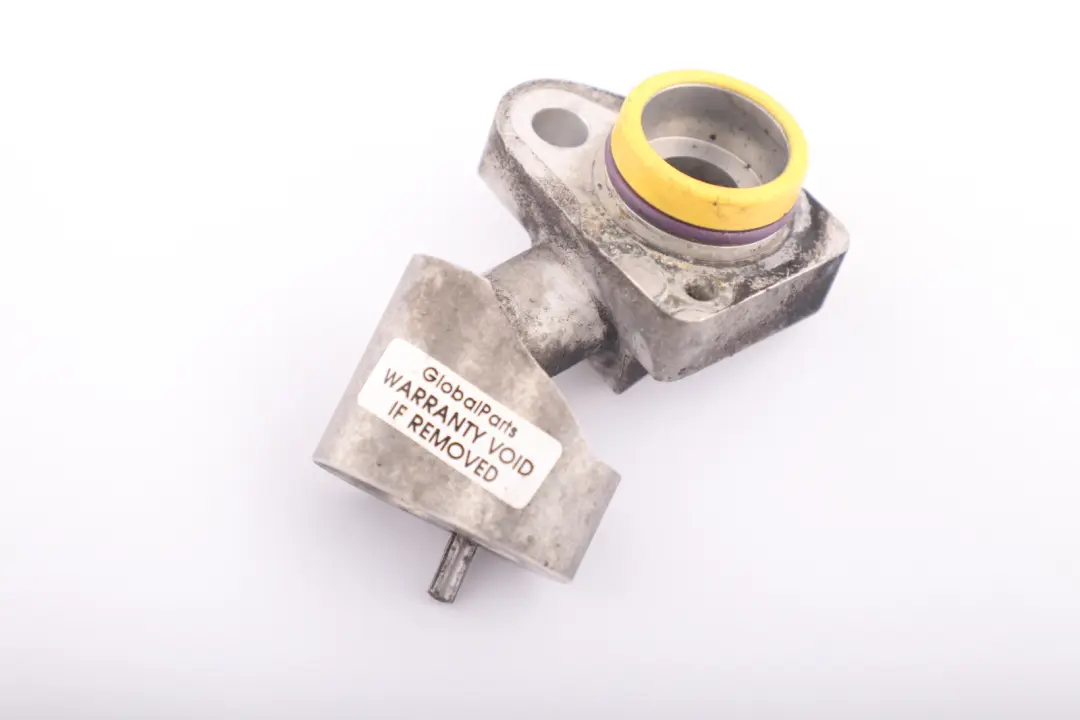 Adapter rury ssącej kompresora do BMW E60 M5 E63 M6 o numerze 6932266 BMW E60 M5 E63 M6 Adapter rury ssącej kompresora - SKU 6932266 - Numer Części 6932266