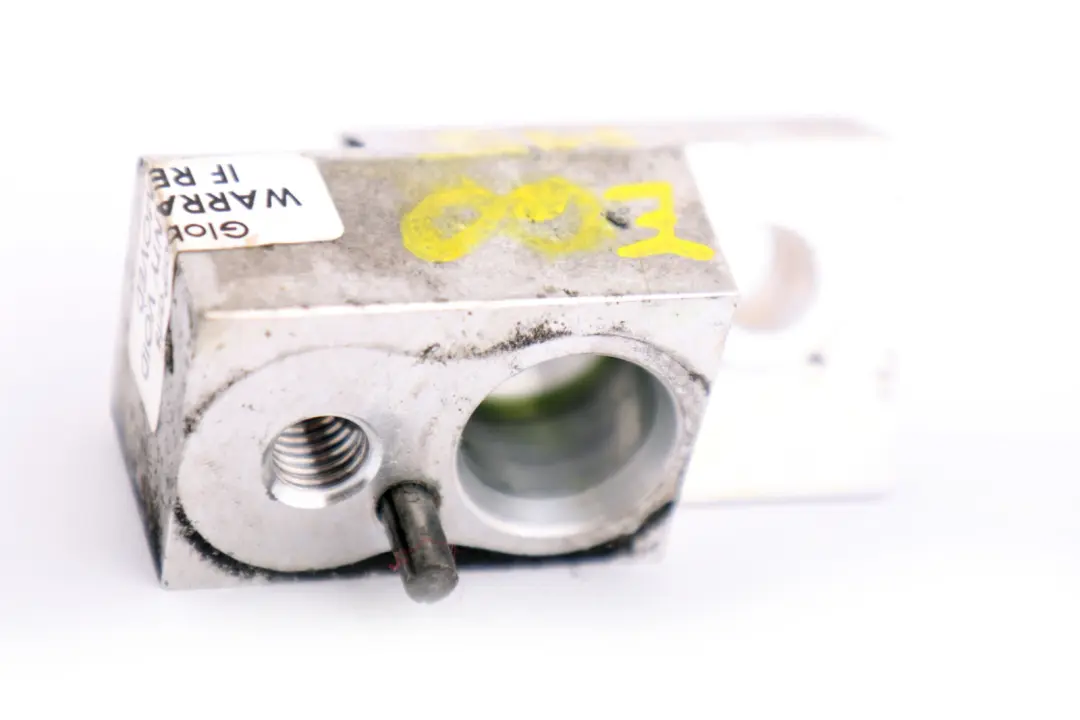 BMW E60 M5 E63 M6 Adaptador de Tubo Presion del Condensador Compresor - SKU 6932267 - Número de pieza 6932267