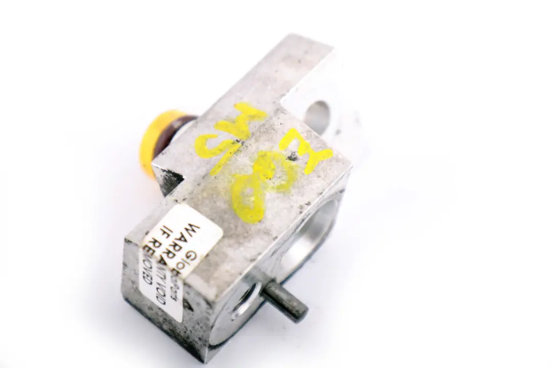 BMW E60 M5 E63 M6 Adaptador de Tubo Presion del Condensador Compresor - SKU 6932267 - Número de pieza 6932267