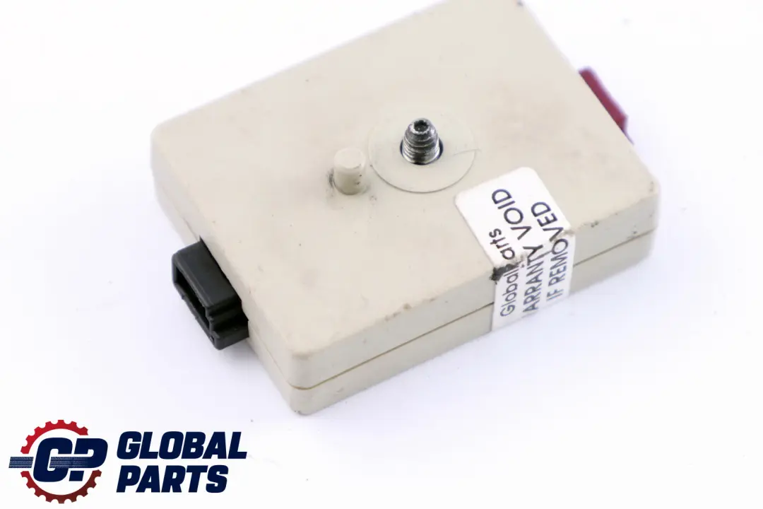 Filtr przeciwzakłóceniowy do BMW E60 E90 E92 o numerze 65206932644 BMW E60 E90 E92 Filtr przeciwzakłóceniowy - SKU 6932644 - Numer Części 65206932644