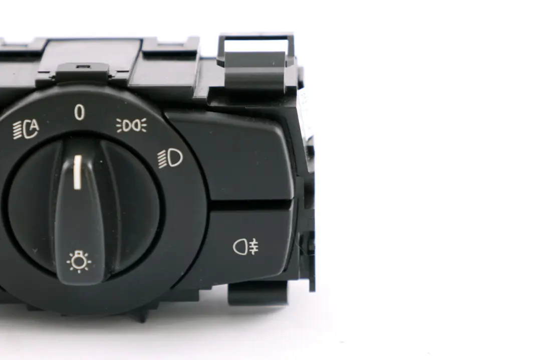 Faro elemento di controllo interruttore luce per BMW X1 E81 E87 E90 con numero di parte 6932793 BMW X1 E81 E87 E90 Faro elemento di controllo interruttore luce - SKU 6932793 - Numero di parte 6932793