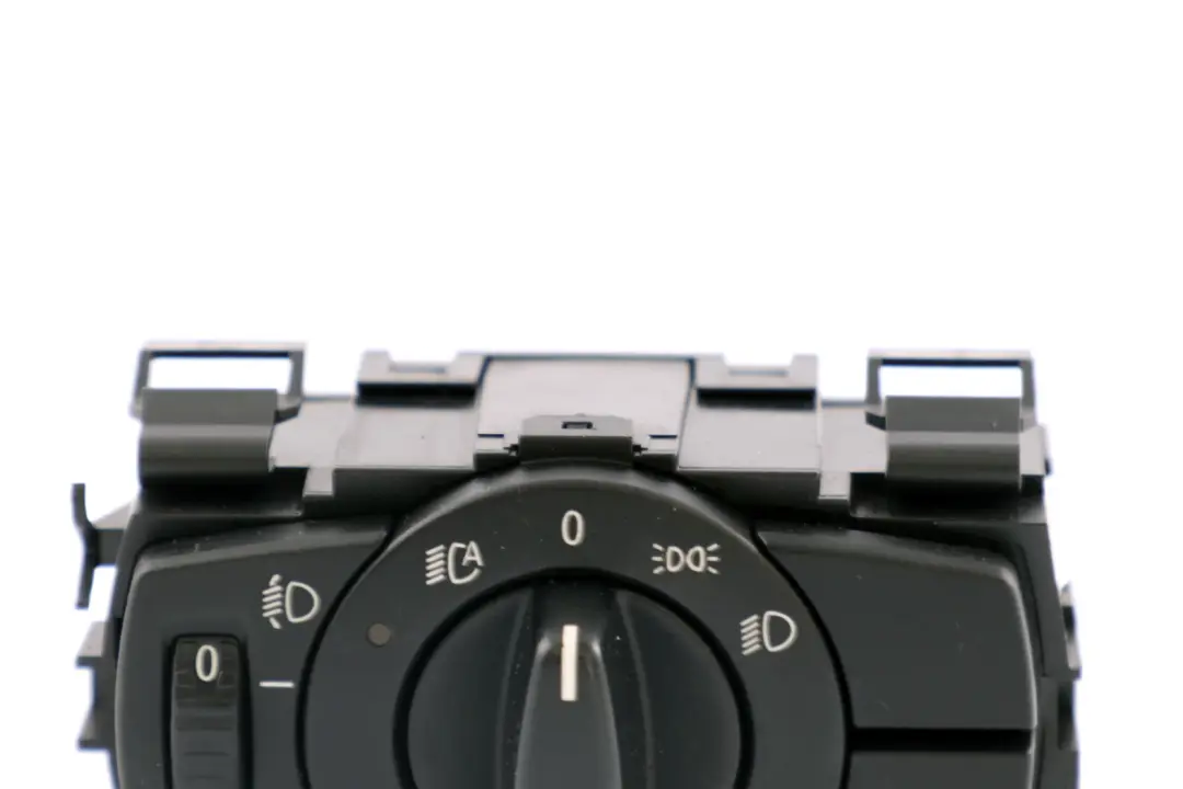 Élément contrôle des phares Interrupteur de lumière pour BMW X1 E81 E87 E90 à propos du numéro de pièce 6932793 BMW X1 E81 E87 E90 Élément contrôle des phares Interrupteur de lumière - SKU 6932793 - Numéro de pièce 6932793