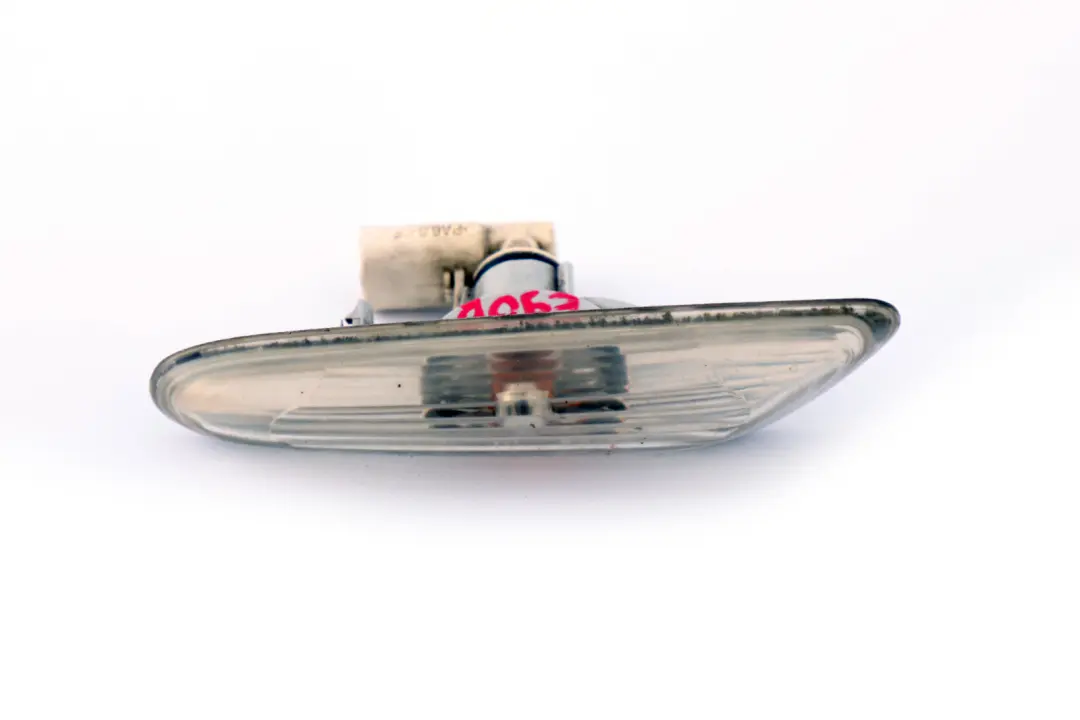 BMW 3 Series E90 E91 E92 E93 Additional Turn Indicator Lamp Right O/S 6932997 - SKU 6932997-1 - Part number 63136932997