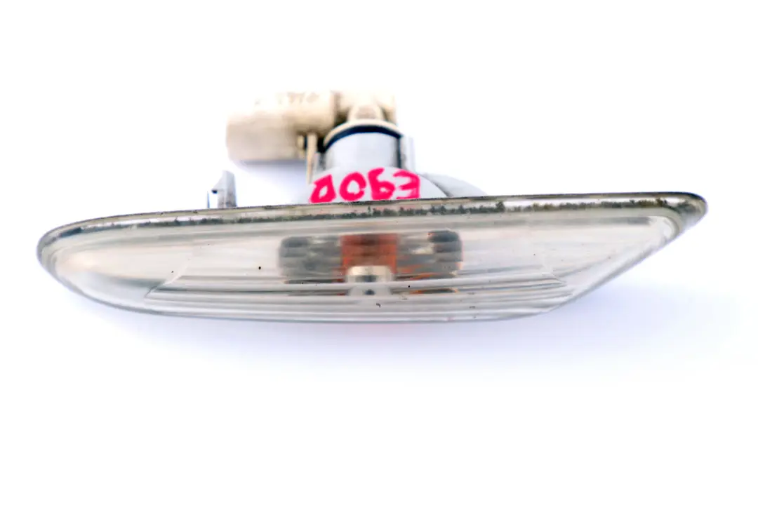 Kierunkowskaz Lampka Prawy Przód 6932997 do BMW E90 E91 o numerze 63136932997 BMW E90 E91 Kierunkowskaz Lampka Prawy Przód 6932997 - SKU 6932997-1 - Numer Części 63136932997