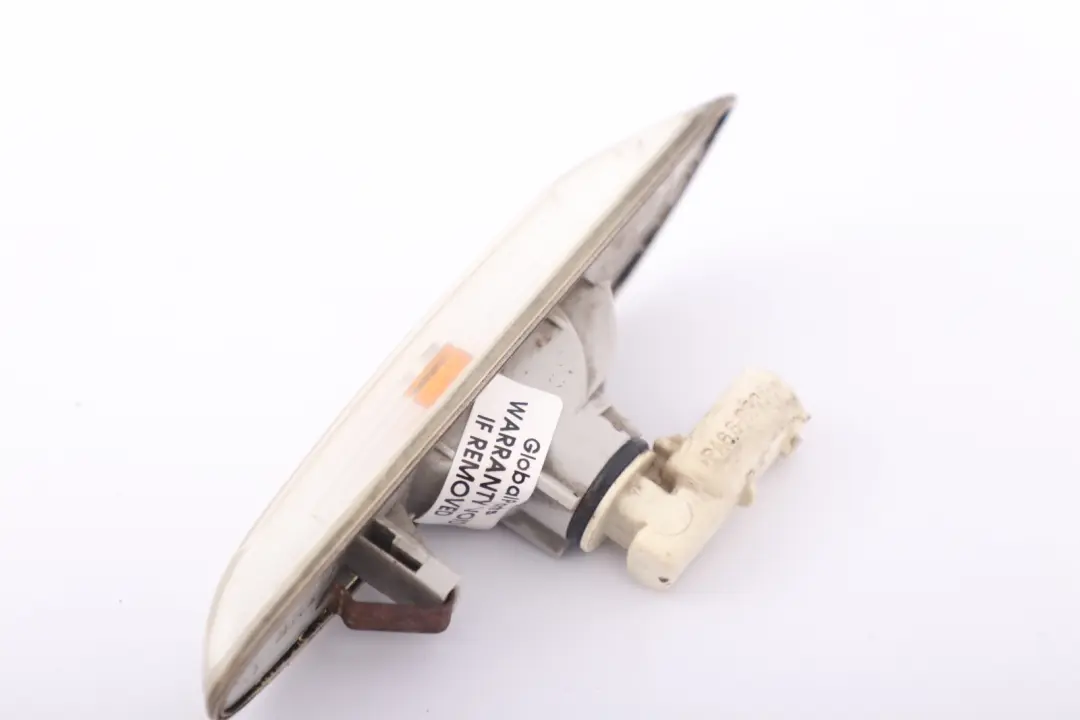 Luz Indicadora De Giro Adicional Izquierda para BMW E90 E91 E92 E93 con número de pieza 6932998 BMW E90 E91 E92 E93 Luz Indicadora De Giro Adicional Izquierda - SKU 6932998 - Número de pieza 6932998