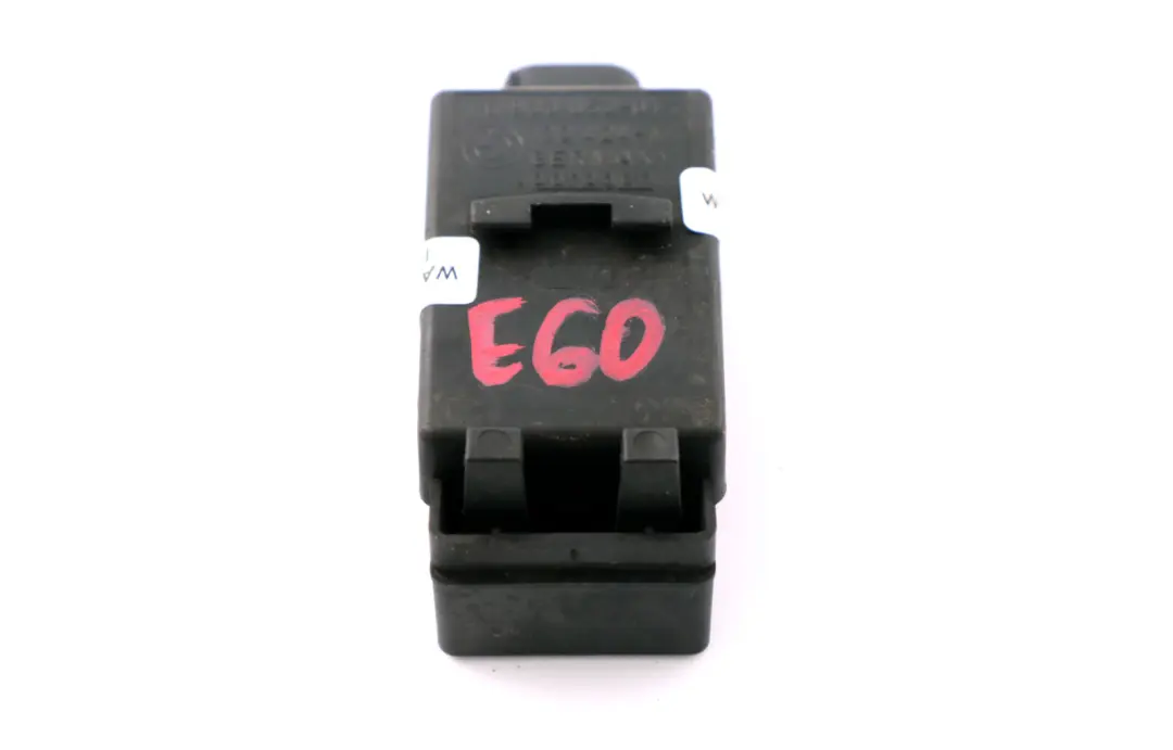 BMW E60 E61 E63 E64 E65 E66 Sensor De Control De Recirculacion De Aire AUC - SKU 6933052 - Número de pieza 6933052