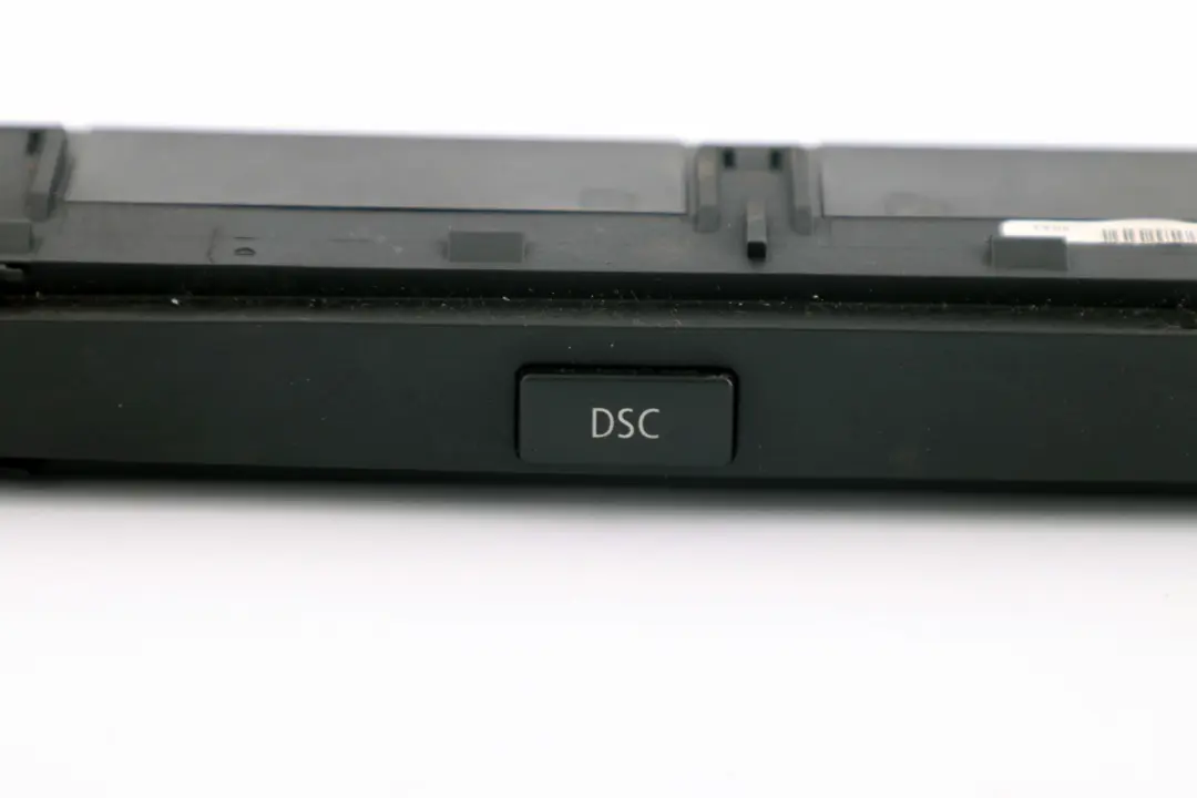 Interruttore Console Centrale Dsc per BMW E60 E61 con numero di parte 61316933529 BMW E60 E61 Interruttore Console Centrale Dsc - SKU 6933529 - Numero di parte 61316933529